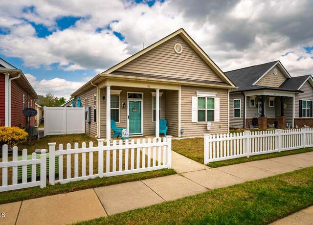 Property at 110 Plott Hound Dr, Clayton, NC 27520, 2 beds, 2 baths