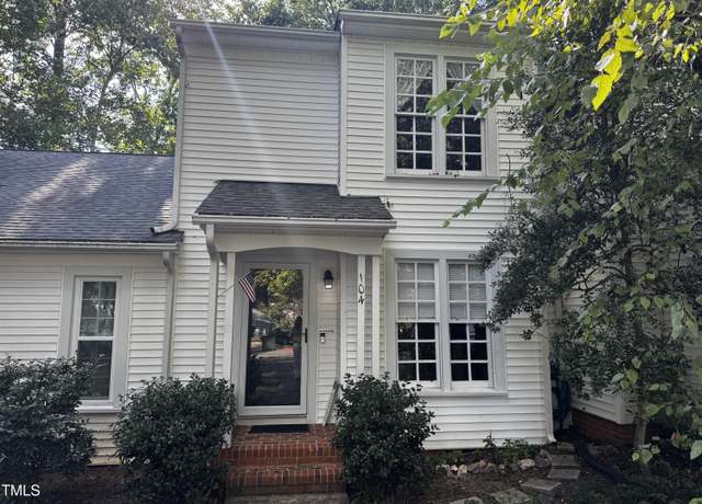 Property at 104 Greenmont Ln, Cary, NC 27511, 2 beds, 2.5 baths