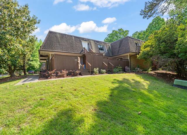 Property at 213 Summerwalk Cir, Chapel Hill, NC 27517, 2 beds, 2 baths