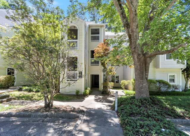 Property at 6120 Sunpointe Dr #102, Raleigh, NC 27606, 2 beds, 2 baths