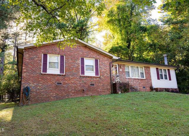 Property at 1 Westbury Pl, Durham, NC 27707, 3 beds, 2 baths
