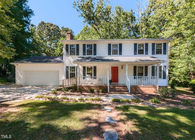 Property at 137 Amesbury Ln, Cary, NC 27511, 4 beds, 2.5 baths