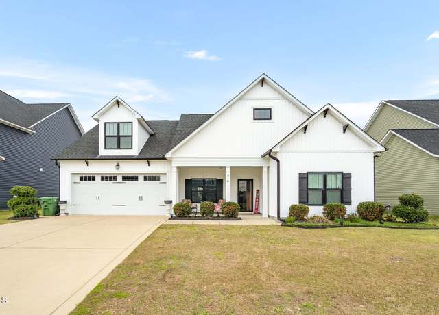Property at 310 Croft Dr, Fayetteville, NC 28312, 3 beds, 2 baths