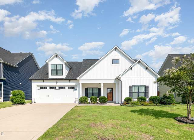 Property at 310 Croft Dr, Fayetteville, NC 28312, 3 beds, 2 baths