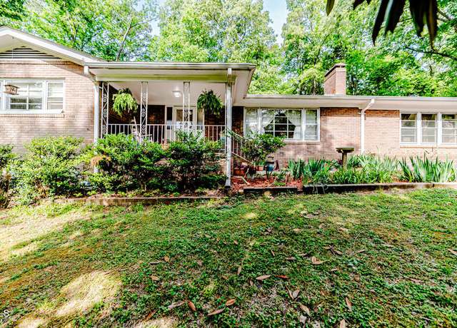 Property at 2307 Piedmont Dr, Sanford, NC 27330, 3 beds, 2 baths