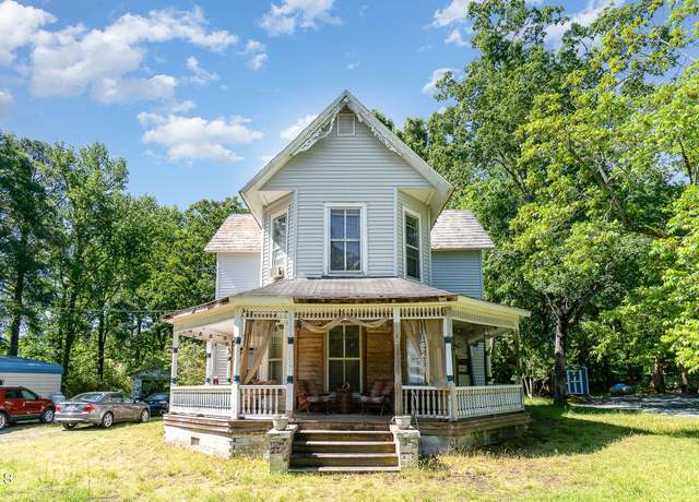 Property at 110 E Church St, Creedmoor, NC 27522, 5 beds, 2 baths