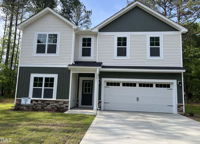 Property at 3831 Hatteras Dr, Eastover, NC 28312, 4 beds, 3 baths
