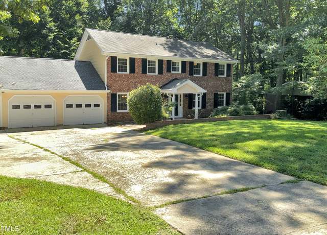 Property at 4808 Connell Dr, Raleigh, NC 27612, 5 beds, 4 baths