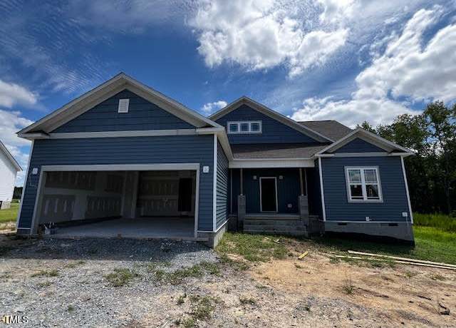 Property at 872 Olive Branch Dr, Smithfield, NC 27577, 4 beds, 3 baths