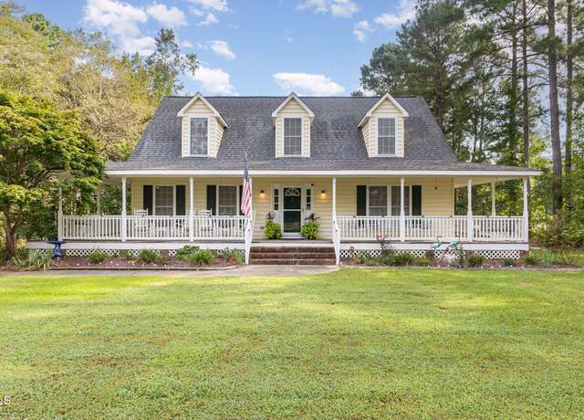 Property at 30 Beddingfield Dr, Zebulon, NC 27597, 3 beds, 2.5 baths