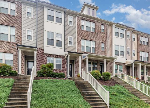 Property at 1405 Town Home Dr, Apex, NC 27502, 3 beds, 3.5 baths