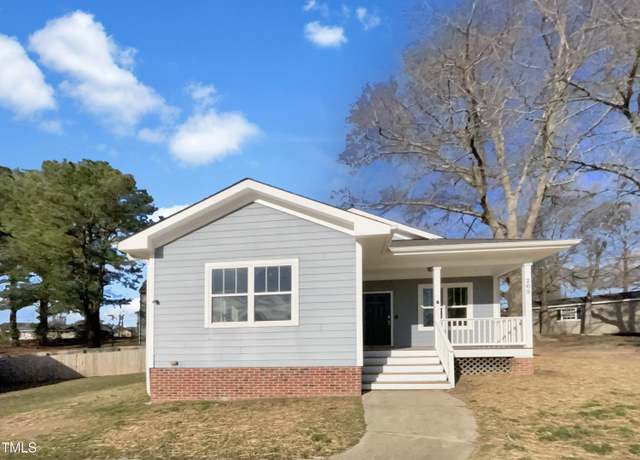 Property at 265 Freeman Pines Pl, Fuquay Varina, NC 27526, 3 beds, 2 baths