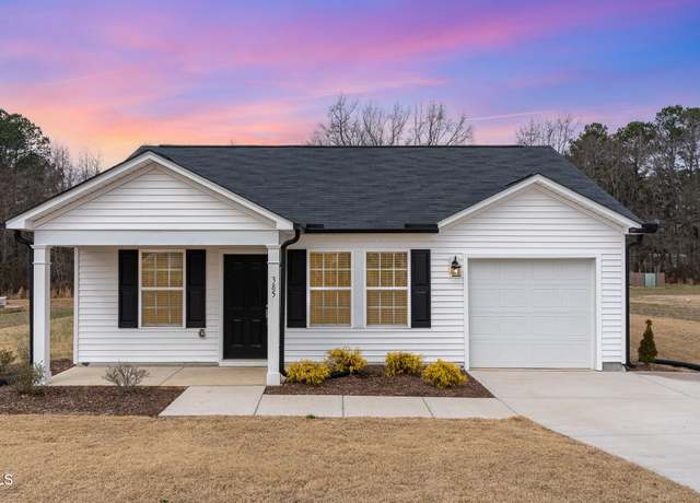 Property at 385 Dasu Dr, Clayton, NC 27520, 3 beds, 2 baths