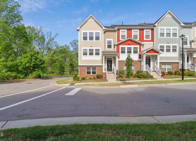 Property at 805 Winter Meadow Dr, Wake Forest, NC 27587, 9 beds, 2.5 baths