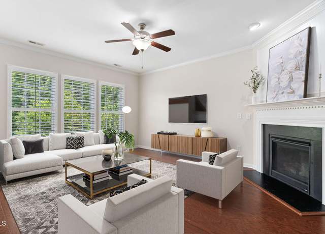 Property at 5028 Blue Jack Oak Dr, Cary, NC 27519, 6 beds, 4.5 baths