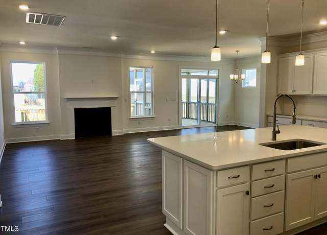Property at 1600 Maelyn Way, Fuquay Varina, NC 27526, 4 beds, 3 baths