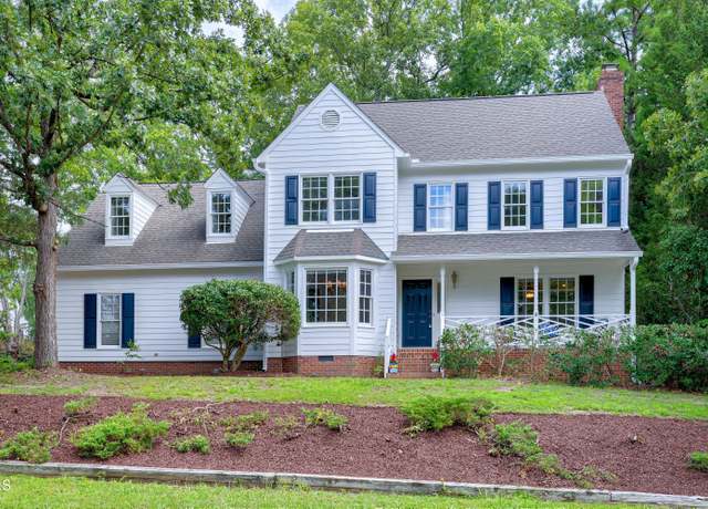 Property at 1 Kings Grant Ct, Durham, NC 27703, 3 beds, 2.5 baths