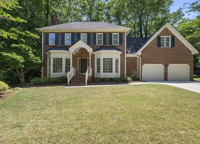 Property at 108 Westport Dr, Cary, NC 27511, 3 beds, 2.5 baths