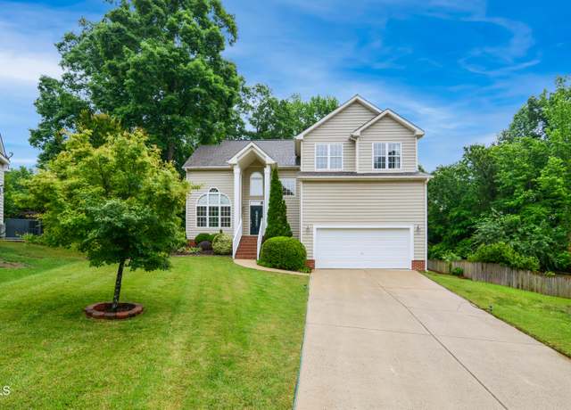 Property at 802 Windermere Lake Ct, Apex, NC 27502, 3 beds, 2.5 baths