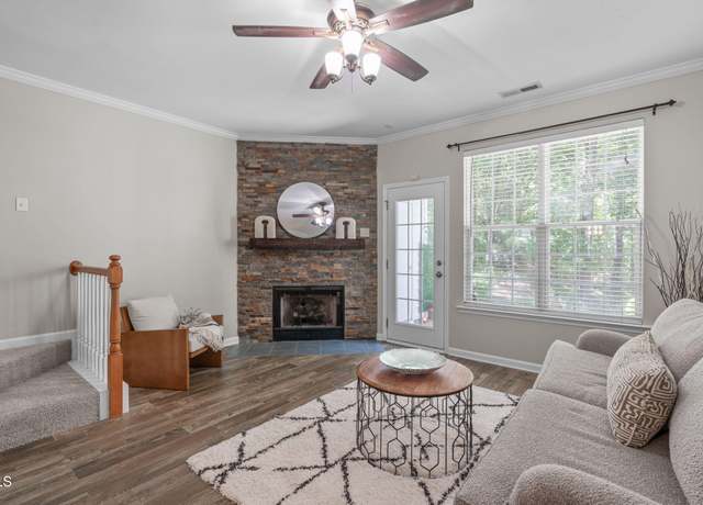 Property at 4535 Sugarbend Way, Raleigh, NC 27606, 2 beds, 2.5 baths