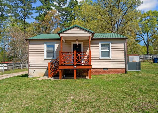 Property at 221 Stroud St, Sanford, NC 27330, 2 beds, 1 bath