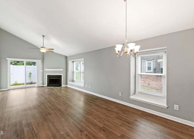 Property at 5000 Avenida Del Sol Dr, Raleigh, NC 27616, 2 beds, 2 baths