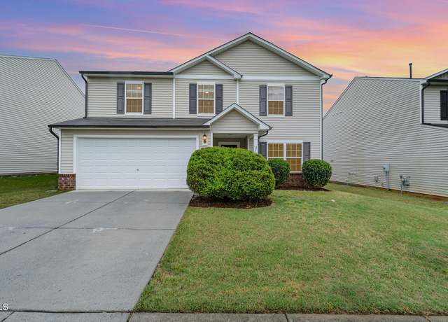 Property at 2530 Girvan Dr, Fuquay Varina, NC 27526, 4 beds, 2.5 baths
