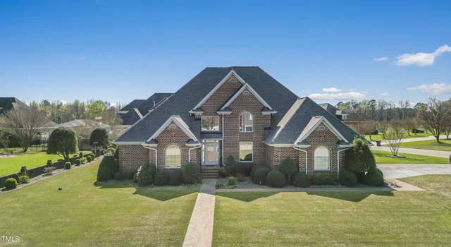 Photo of 101 Queensbury Ct, Dunn, NC 28334