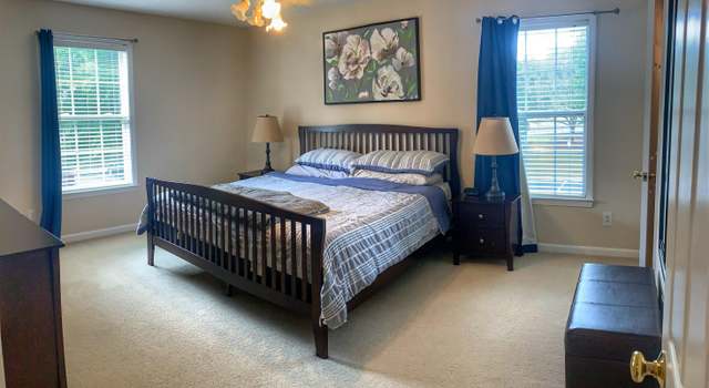 Photo of 3702 Cotswold Ter Unit 2A, Greensboro, NC 27410