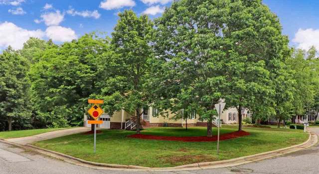Photo of 1101 Edinburgh Ct, Jamestown, NC 27282