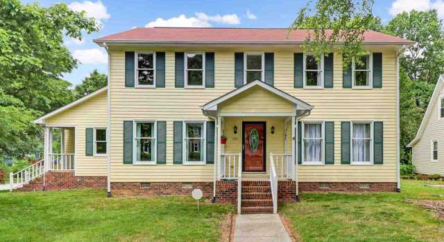 Photo of 1101 Edinburgh Ct, Jamestown, NC 27282