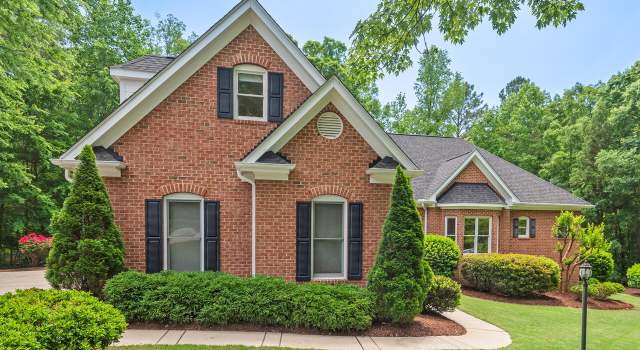 Photo of 27 Woodgate Ct, Durham, NC 27713