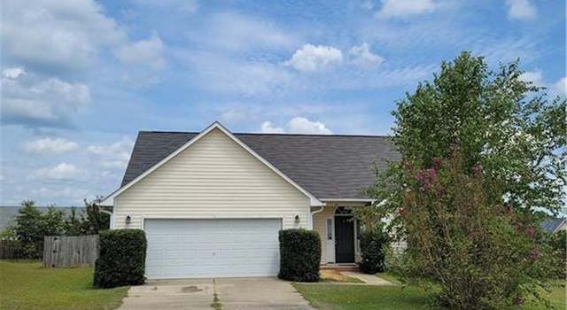 Photo of 73 Macon Ct, Sanford, NC 27332