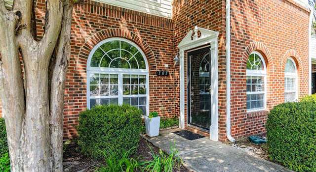 Photo of 2101 Piney Brook Rd #105, Raleigh, NC 27614