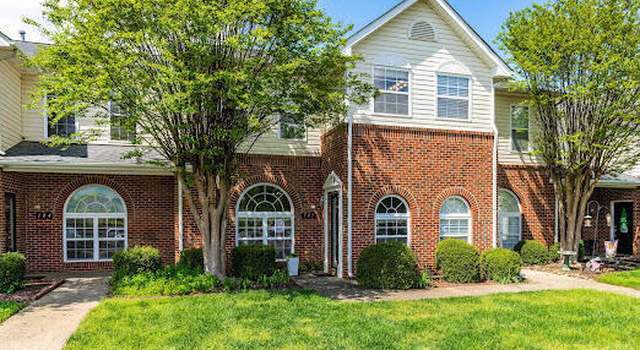 Photo of 2101 Piney Brook Rd #105, Raleigh, NC 27614