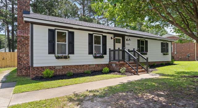 Photo of 1305 Woodgreen Rd, Tarboro, NC 27886