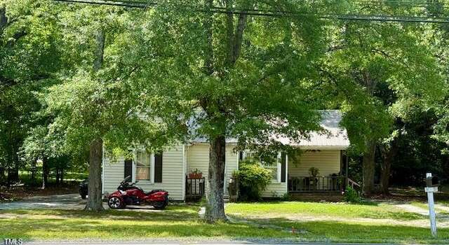 Photo of 981 Leasburg Rd, Roxboro, NC 27573