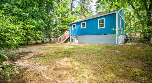 Photo of 1402 Robinhood Rd, Durham, NC 27701