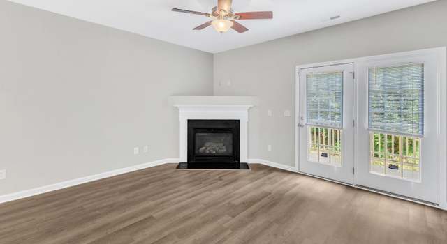 Photo of 2705 Wyntercrest Ln, Durham, NC 27713