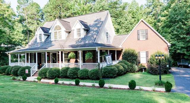 Photo of 2067 Long Point Trl, Sanford, NC 27332