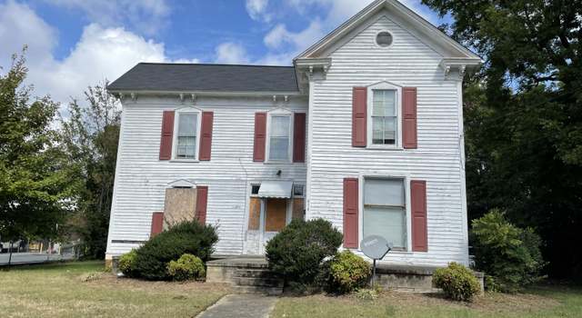 Photo of 414 E Morehead St, Burlington, NC 27215