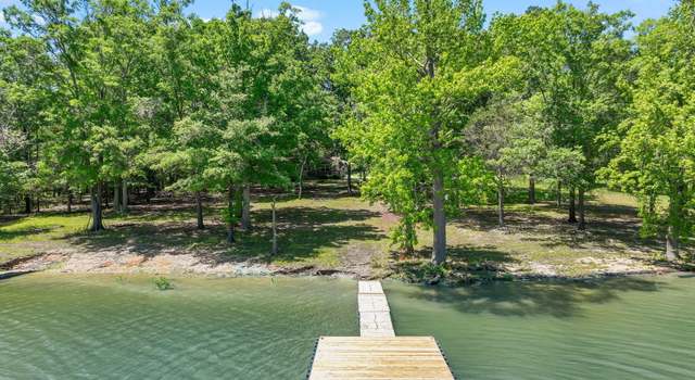Photo of 297 Cedar Dr, Clarksville, VA 23927