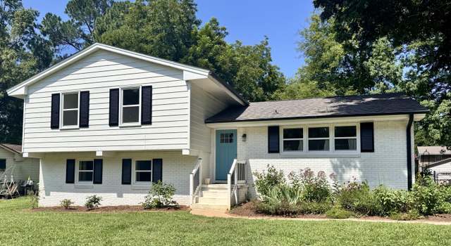 Photo of 3713 Arrowwood Dr, Raleigh, NC 27604
