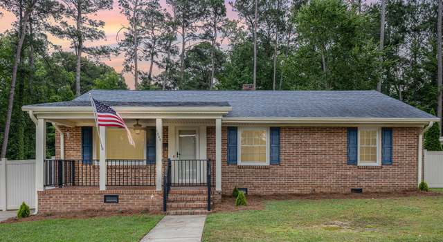 Photo of 1504 Woodside Dr W, Wilson, NC 27893