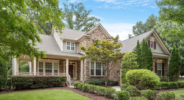 Photo of 404 All Saints Pl, Cary, NC 27513
