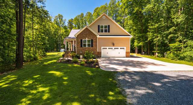Photo of 4072 Mackenzie Dr, Haw River, NC 27258