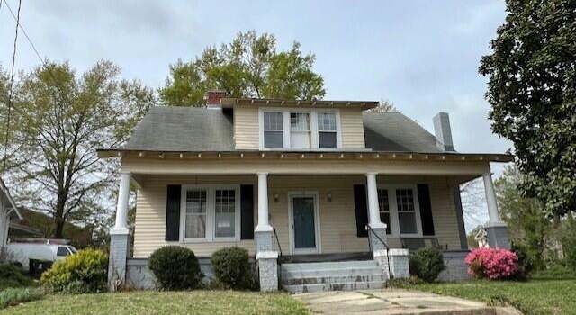 Photo of 121 W Young Ave, Henderson, NC 27536
