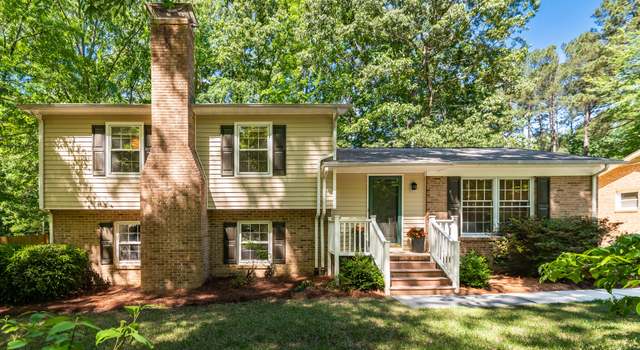 Photo of 526 Colony Woods Dr, Chapel Hill, NC 27517