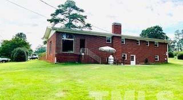 Photo of 2909 Belmont Cir, Sanford, NC 27332