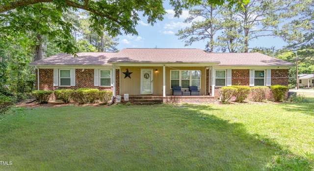 Photo of 301 S Darden St, Kenly, NC 27542